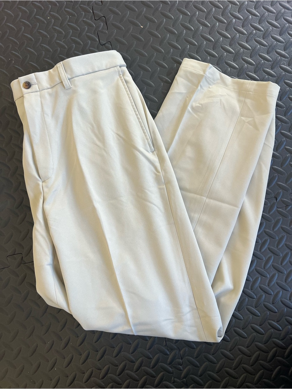 HAGGAR Men's Classic Light Beige Dress Pants Office Business Slacks Size 36x32